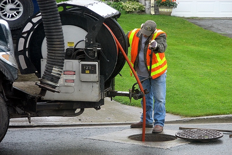 Septic Tank Cleaning Services For Hospital Colleges